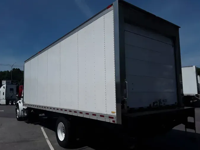 2018 FREIGHTLINER M2 106