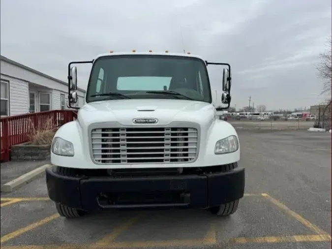 2018 FREIGHTLINER/MERCEDES M2 106