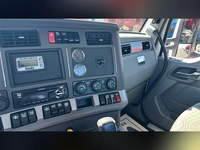 2018 KENWORTH T680