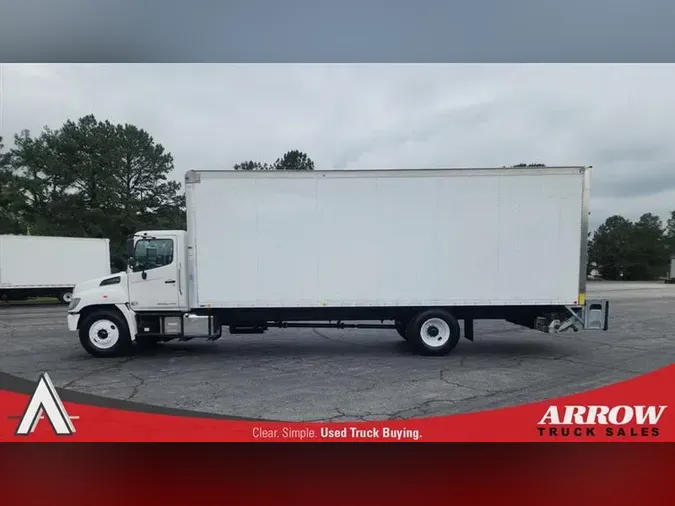 2019 HINO 268A