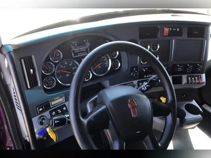 2022 KENWORTH T6807d70e92b2d3b6ec7fe11ed330987d39b