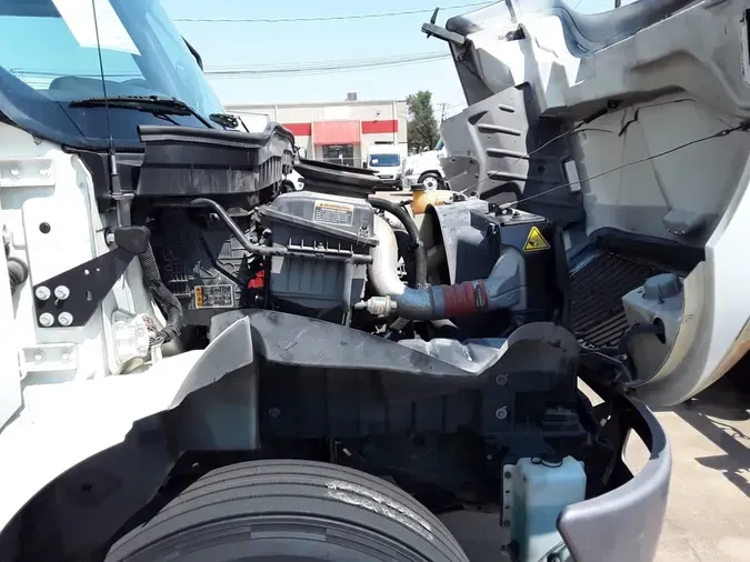 2020 NAVISTAR INTERNATIONAL MV607 (4X2)