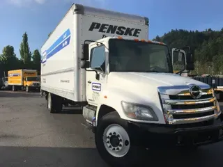 2016 HINO TRUCK 268