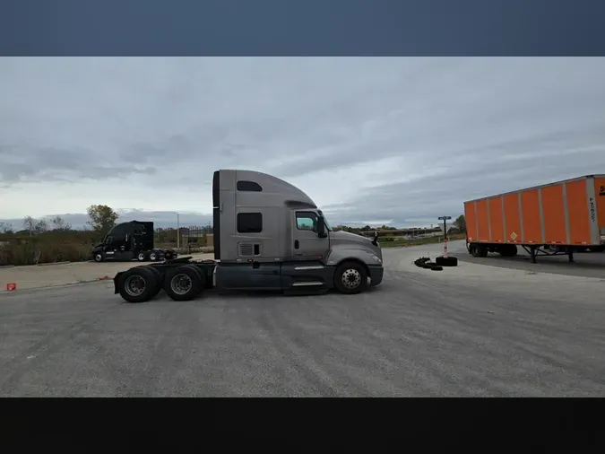 2022 International LT7d7389561d1cdf5ab10b2d55a7893f74