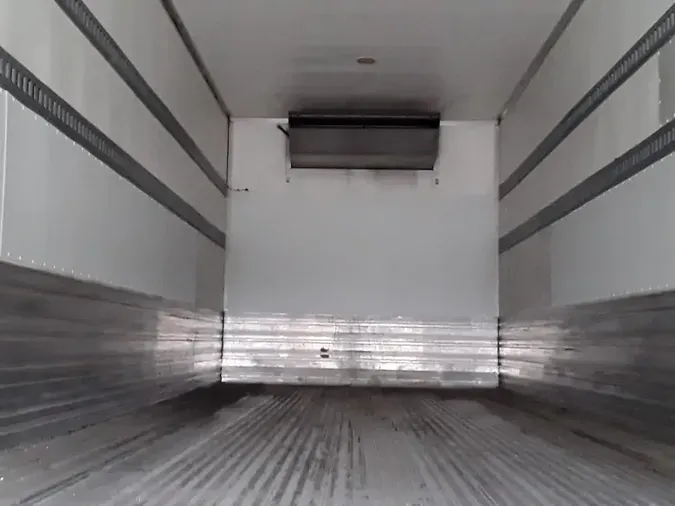 2019 FREIGHTLINER/MERCEDES M2 106