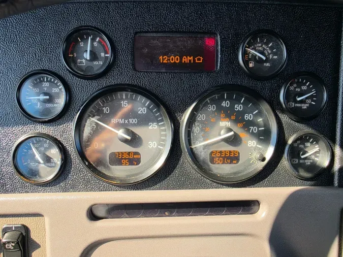 2022 Peterbilt 3897d79d0b9294a59a523e4ee4735b05a24