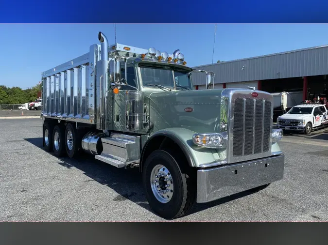 2024 Peterbilt 389