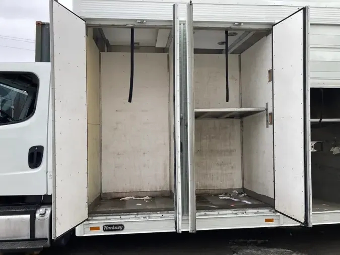 2014 FREIGHTLINER/MERCEDES M2 106