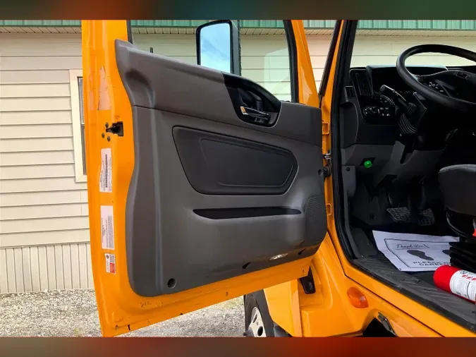 2022 INT LT625 6x4