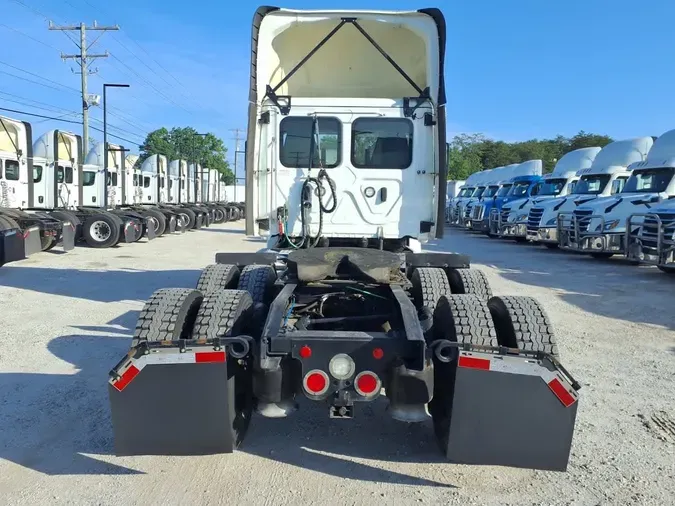 2020 FREIGHTLINER/MERCEDES NEW CASCADIA PX126647d87351f1a03170b1e5b89c32e435b74