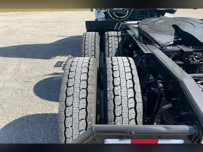 2025 INT LT625 6X4
