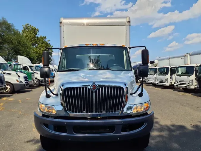 2018 NAVISTAR INTERNATIONAL 4300 LP