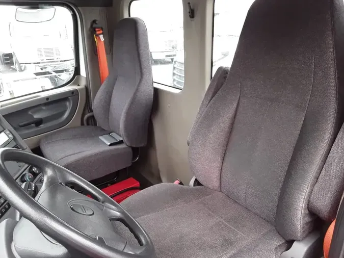 2018 FREIGHTLINER CASCADIA 125