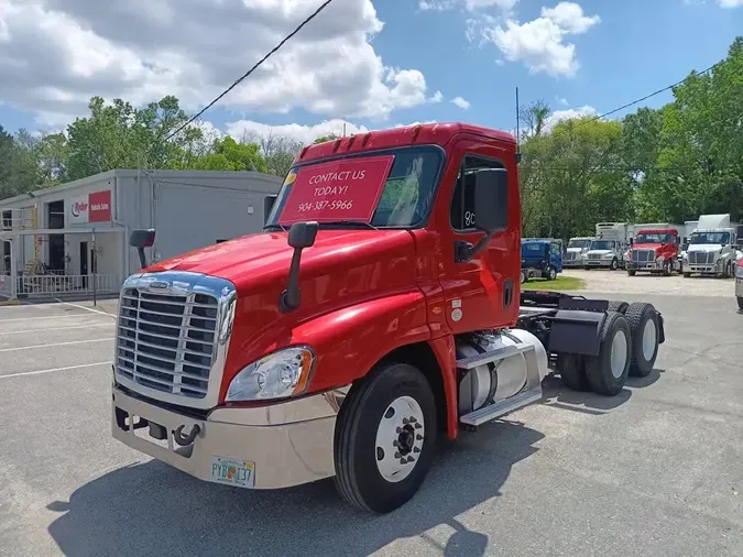 2019 FREIGHTLINER/MERCEDES CASCADIA 125