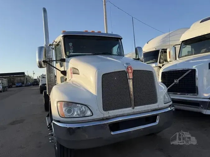 2015 KENWORTH T370