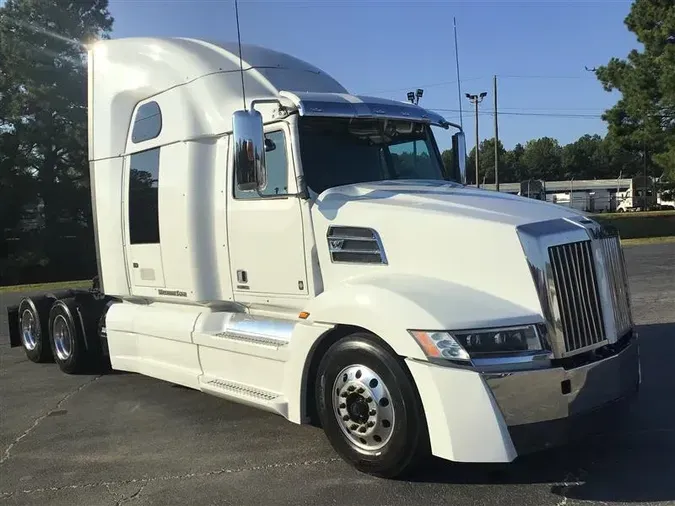 2020 WESTERN STAR 5700XE