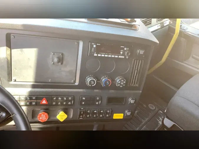 2024 Freightliner Cascadia 1267d9575dc5a556b34f934b851ba4a7d4b