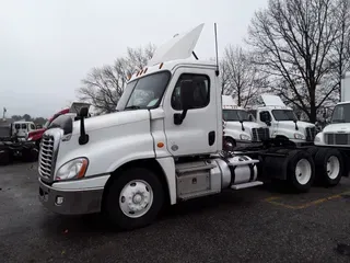 2016 Freightliner CASCADIA 125