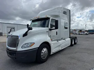 2020 International LT625