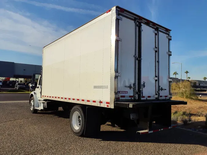 2016 FREIGHTLINER/MERCEDES M2 106