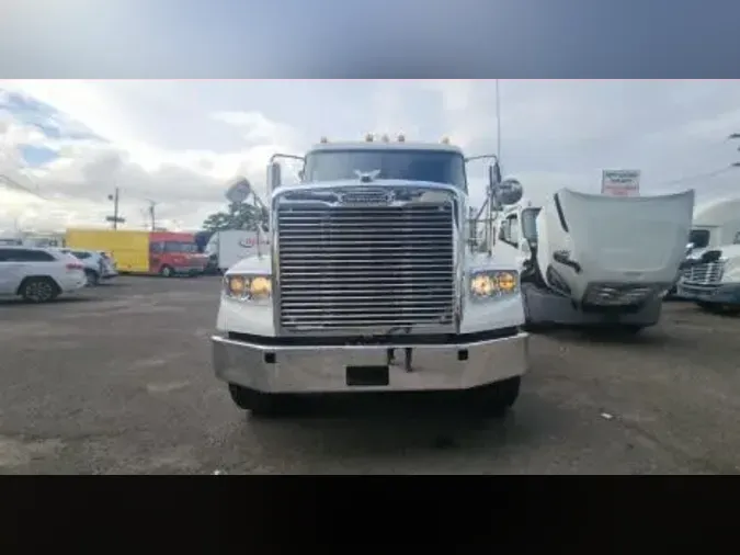 2014 FREIGHTLINER/MERCEDES CORONADO 132