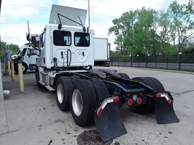 2019 FREIGHTLINER/MERCEDES NEW CASCADIA PX12664