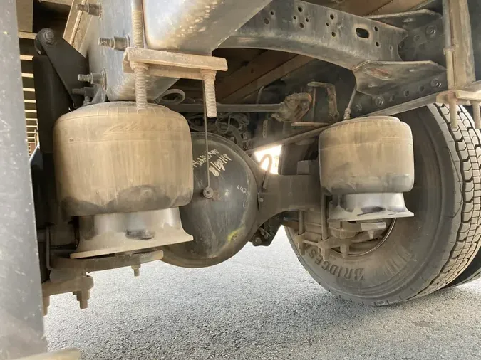 2020 FREIGHTLINER/MERCEDES M2 106