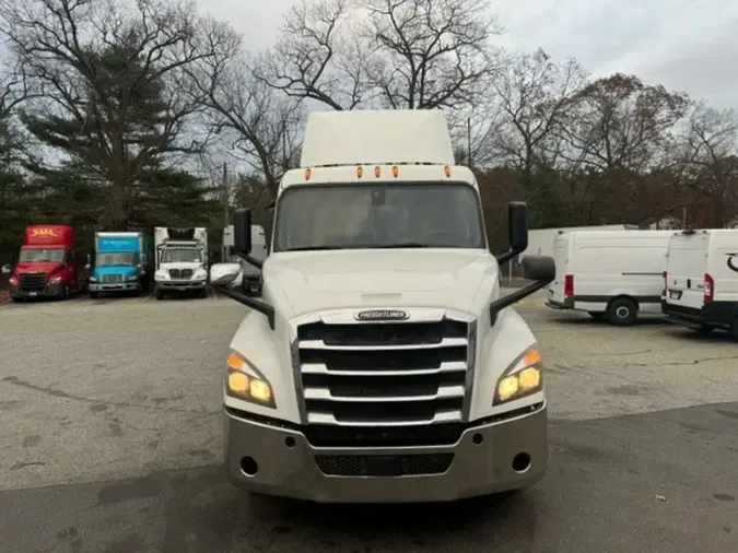 2019 FREIGHTLINER/MERCEDES NEW CASCADIA PX12664