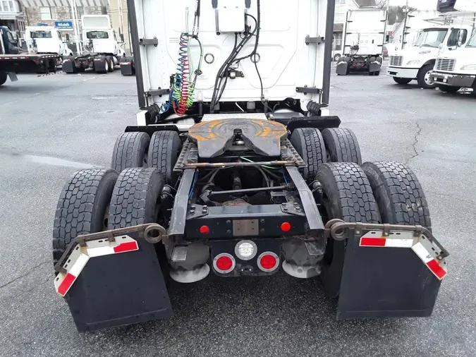 2019 FREIGHTLINER/MERCEDES CASCADIA 125