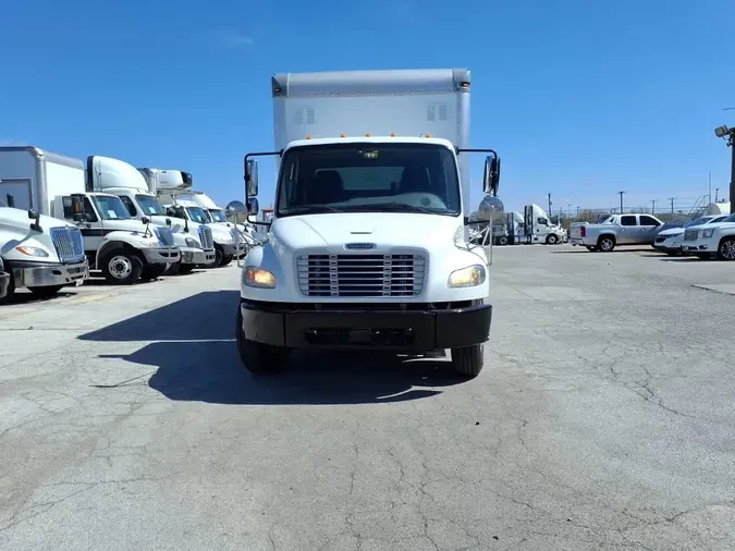 2017 FREIGHTLINER/MERCEDES M2 106