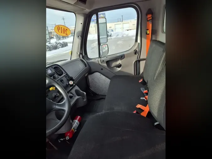 2019 FREIGHTLINER/MERCEDES M2 1067dac64d933501f1b335f3a87417b69ca