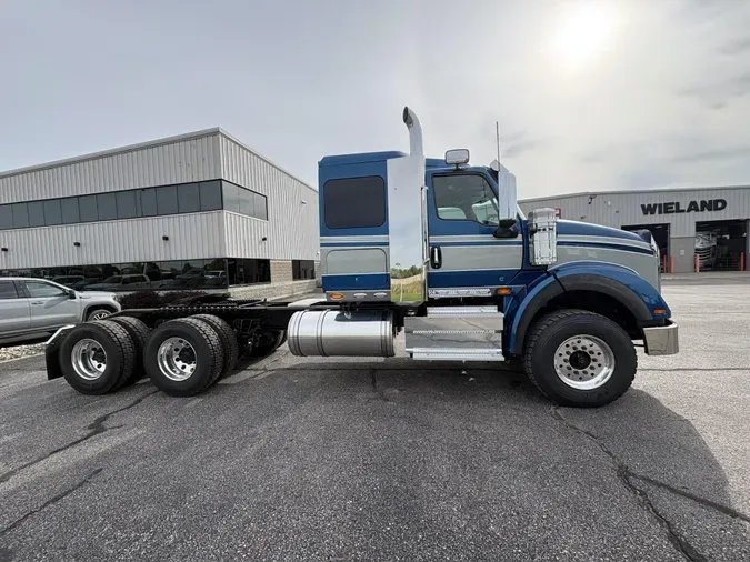 2027 International HX620 Sleeper7db2358011c6f3ef820f3ef754b8471e