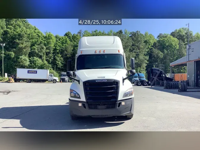 2021 Freightliner Cascadia