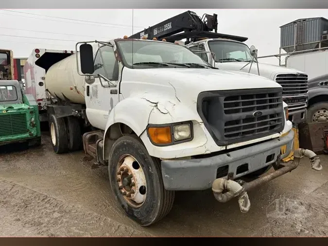 2000 FORD F650 SD7db8334bcec1b7fa59da9f0b2a51932a