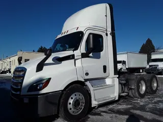 2020 FREIGHTLINER/MERCEDES NEW CASCADIA 116