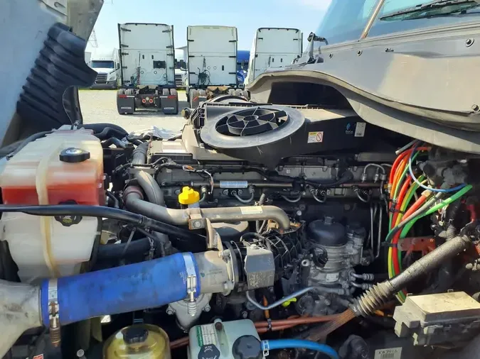 2019 FREIGHTLINER CASCADIA 125