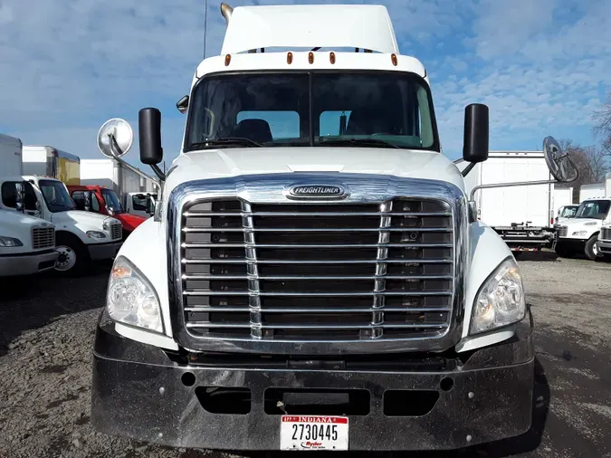 2018 FREIGHTLINER/MERCEDES CASCADIA 125