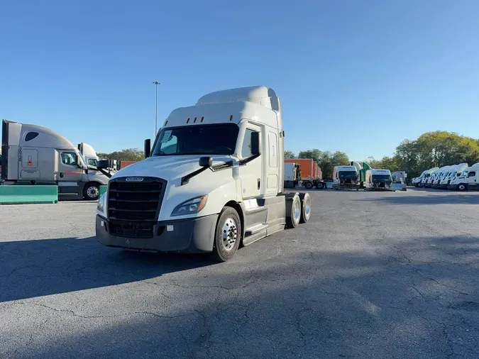 2021 Freightliner Cascadia 1267dc65017346af6402facd7df670cfcae