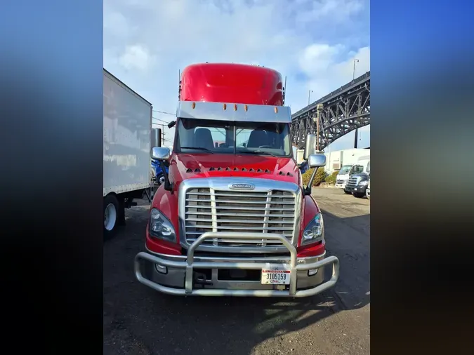 2019 FREIGHTLINER/MERCEDES CASCADIA 125