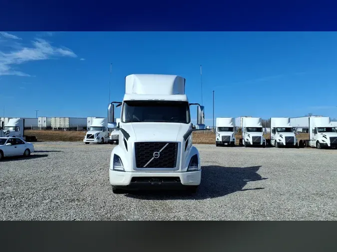 2020 Volvo VNR64T640