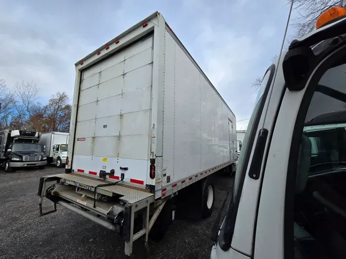 2018 FREIGHTLINER/MERCEDES M2 106