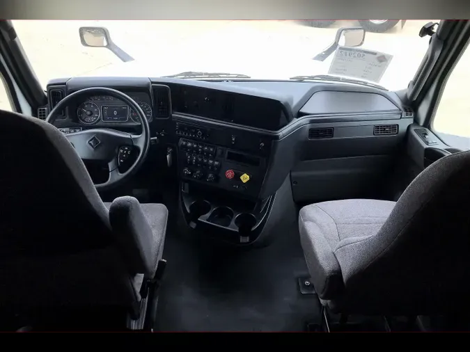 2022 INT LT625 6x4