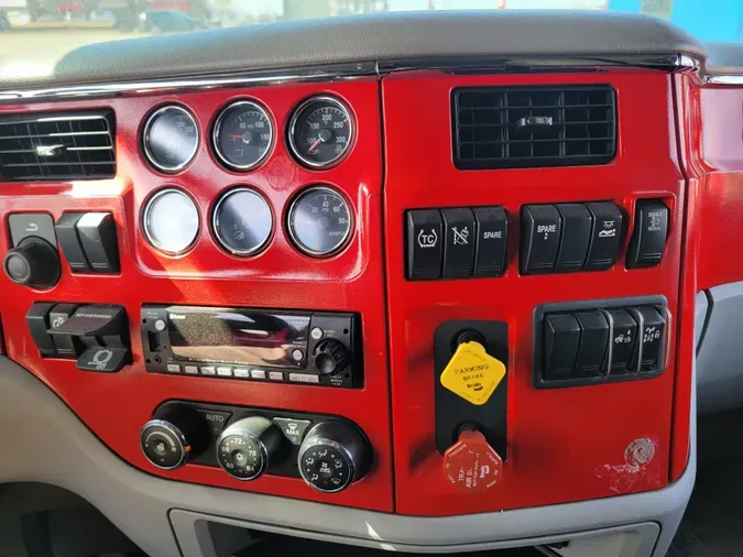 2021 Peterbilt 5797dd1f7ff2e1ac6ee4994469eb23f70cc
