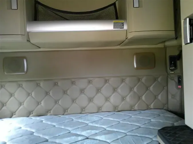 2019 KENWORTH T6807dd3f085819ea2d23d449526058cd3a3