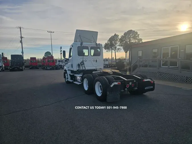 2019 FREIGHTLINER/MERCEDES NEW CASCADIA PX12664