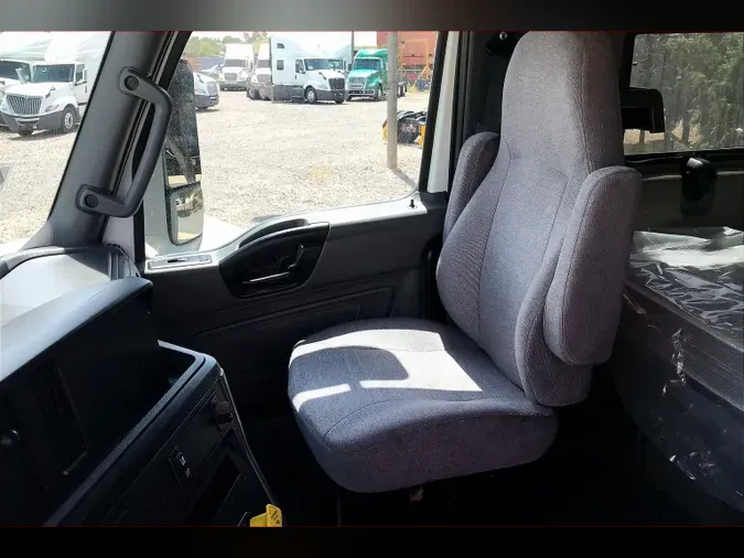 2021 INT LT625 6x4