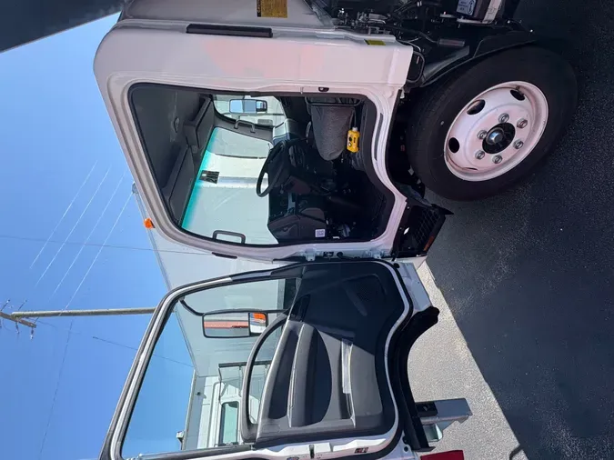 2025 ISUZU GAS NPRGASHD