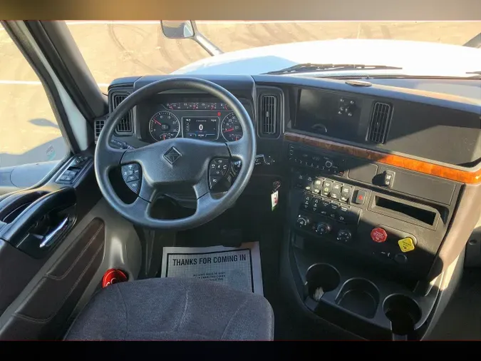 2022 INT LT625 6x4