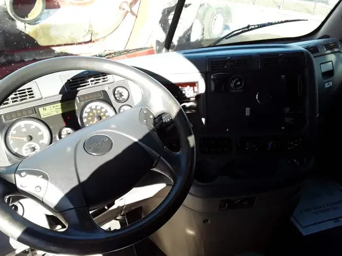 2020 FREIGHTLINER/MERCEDES CASCADIA 125