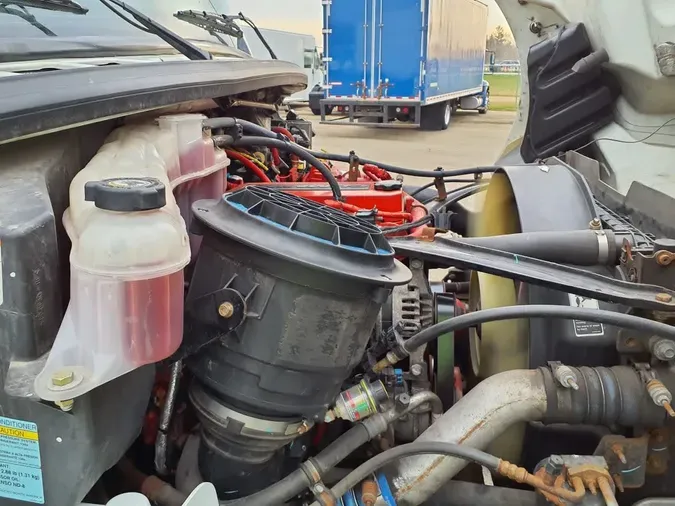 2018 FREIGHTLINER/MERCEDES M2 106